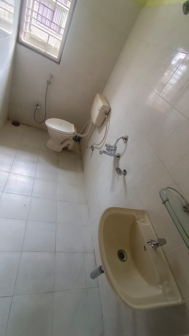 Unfurnished 3bhk in Hatigaon, Guwahati, Assam, India for Rent